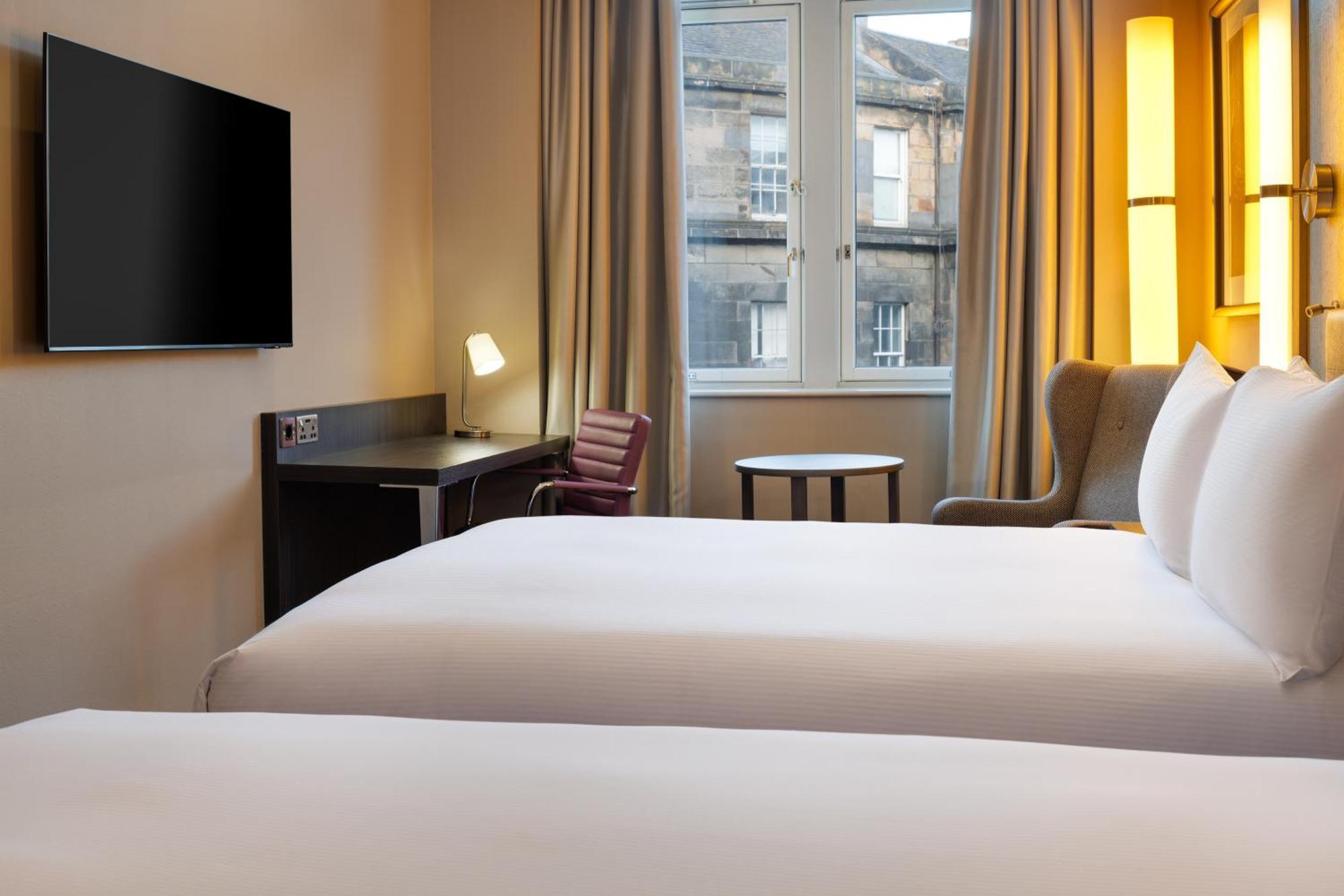 Doubletree By Hilton Edinburgh City Centre Exterior photo